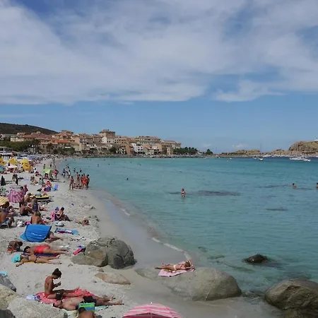 Les Eucalyptus, A 500m De La Et Du Centre LʼÎle-Rousse