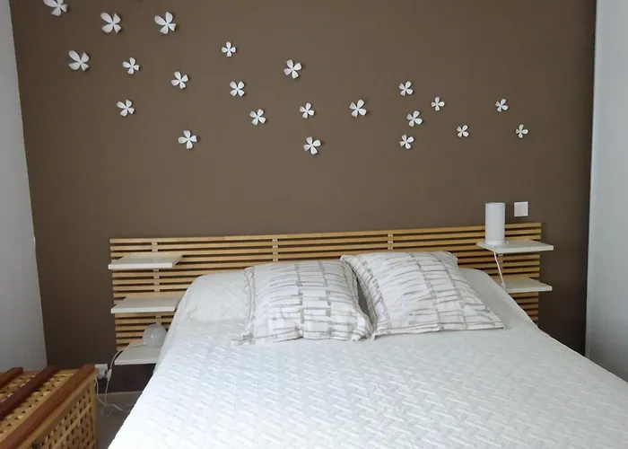 Les Eucalyptus, A 500m De La Et Du Centre Appartement LʼÎle-Rousse