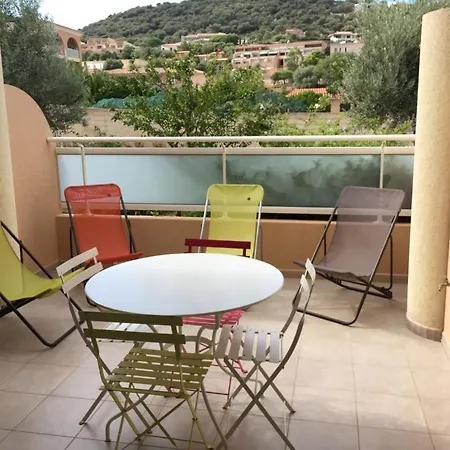 Appartement Residence Les Eucalyptus, Proche Du Centre D'Ile Rousse *